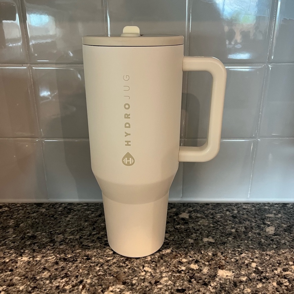 HydroJug - Traveler 40oz - Cream